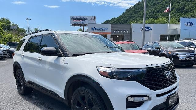 2022 Ford Explorer ST-Line