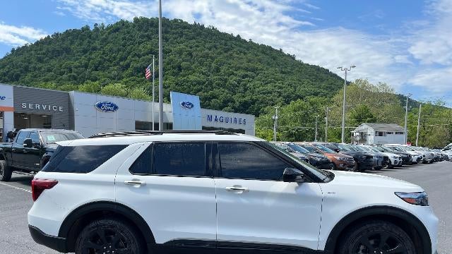 2022 Ford Explorer ST-Line