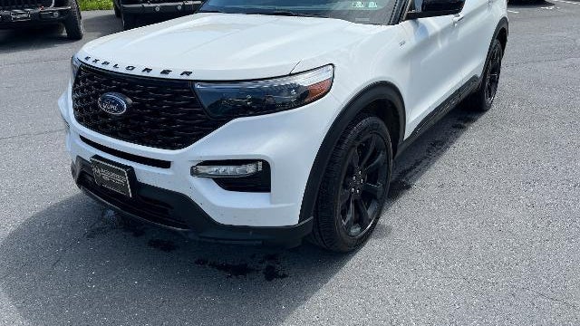 2022 Ford Explorer ST-Line