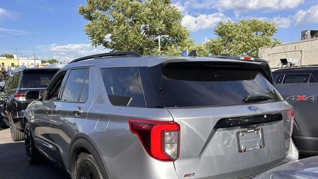 2023 Ford Explorer ST-Line