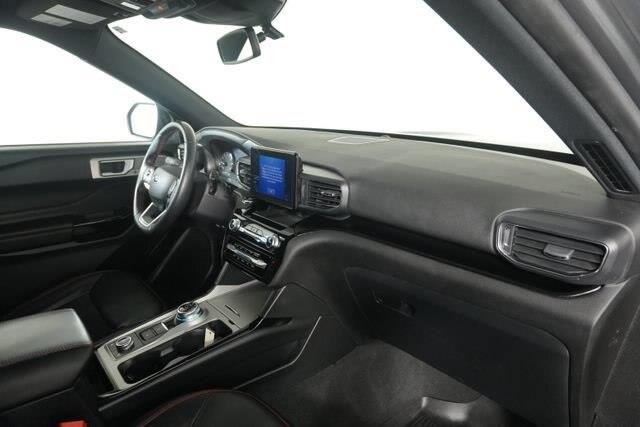 2023 Ford Explorer - $28,000