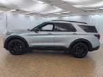 2023 Explorer Thumbnail 3