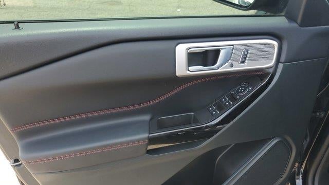 2024 Ford Explorer ST-Line
