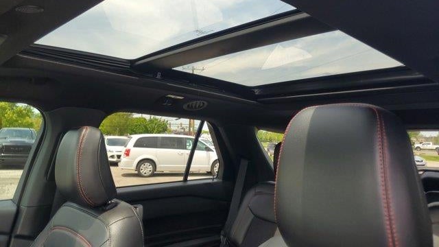 2024 Ford Explorer ST-Line