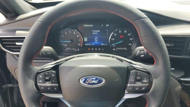 2024 Ford Explorer ST-Line
