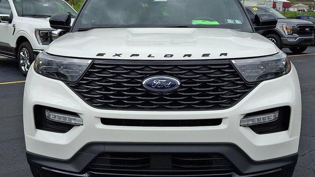 2022 Ford Explorer ST-Line