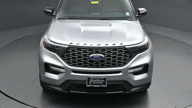 2023 Ford Explorer ST-Line