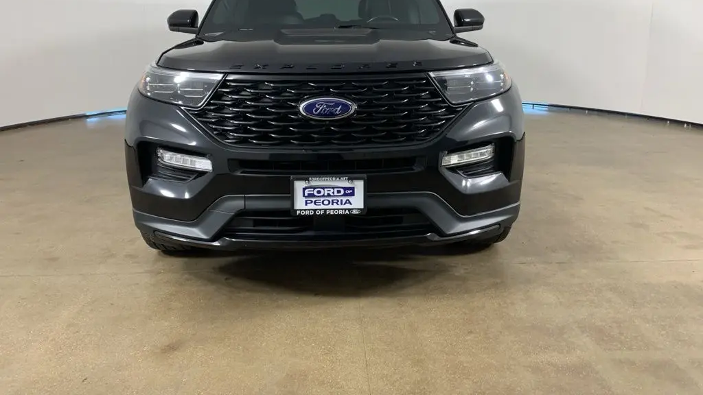 2023 Ford Explorer ST-Line