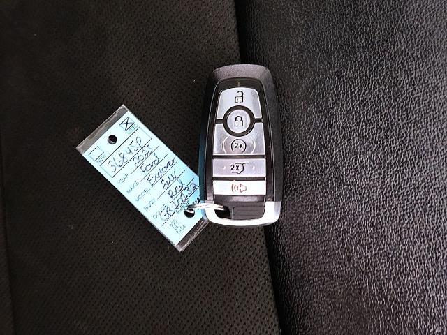 2023 Ford Explorer - $32,495