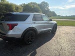2023 Explorer Thumbnail 10