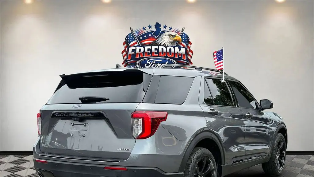 2023 Ford Explorer ST-Line