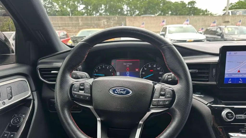 2023 Ford Explorer ST-Line