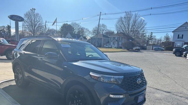 2024 Ford Explorer ST-Line