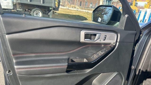 2024 Ford Explorer ST-Line