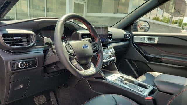 2024 Ford Explorer ST-Line