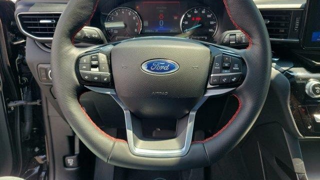 2024 Ford Explorer ST-Line