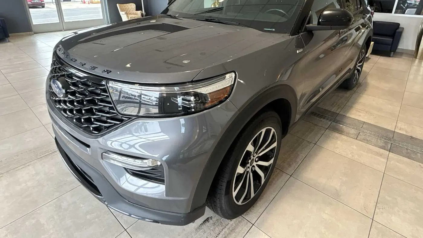 2022 Ford Explorer ST-Line