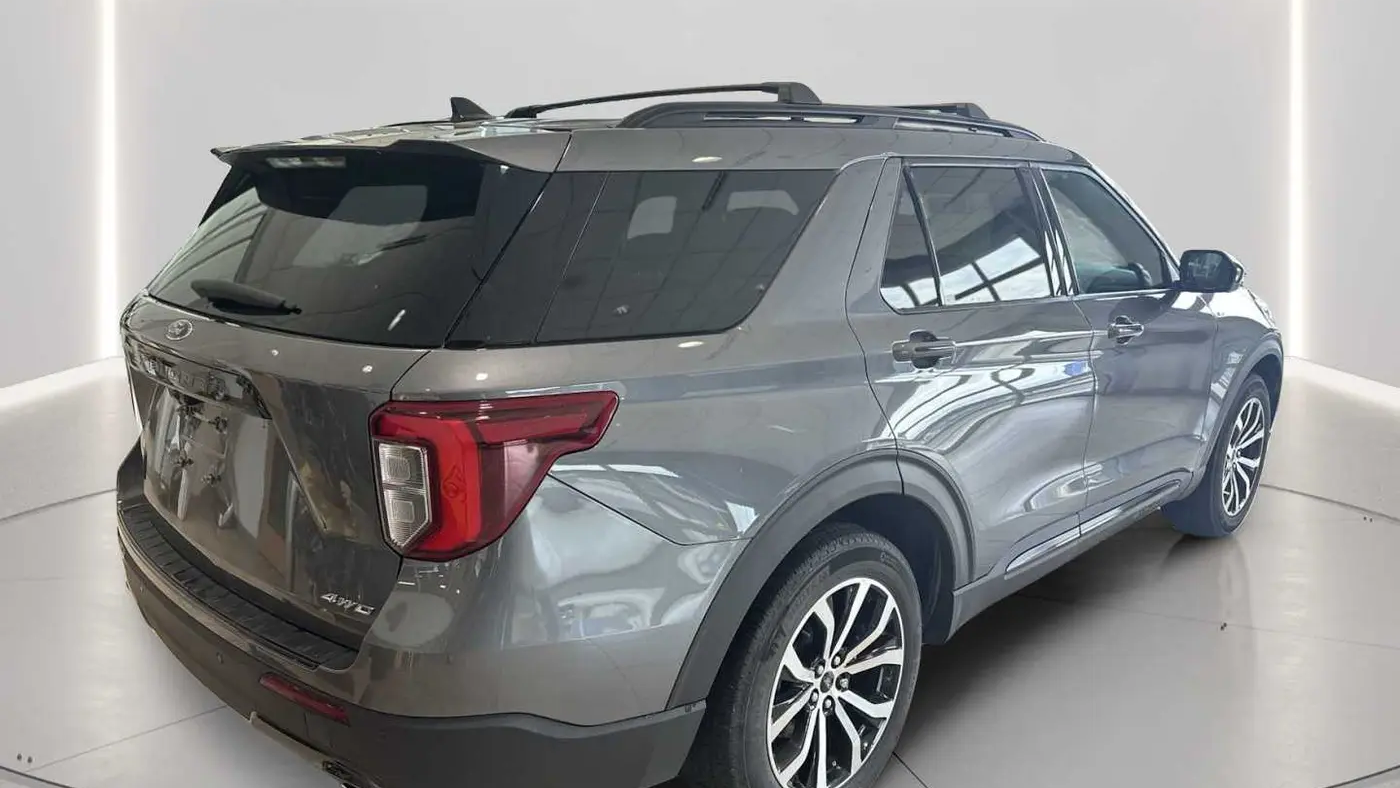 2022 Ford Explorer ST-Line