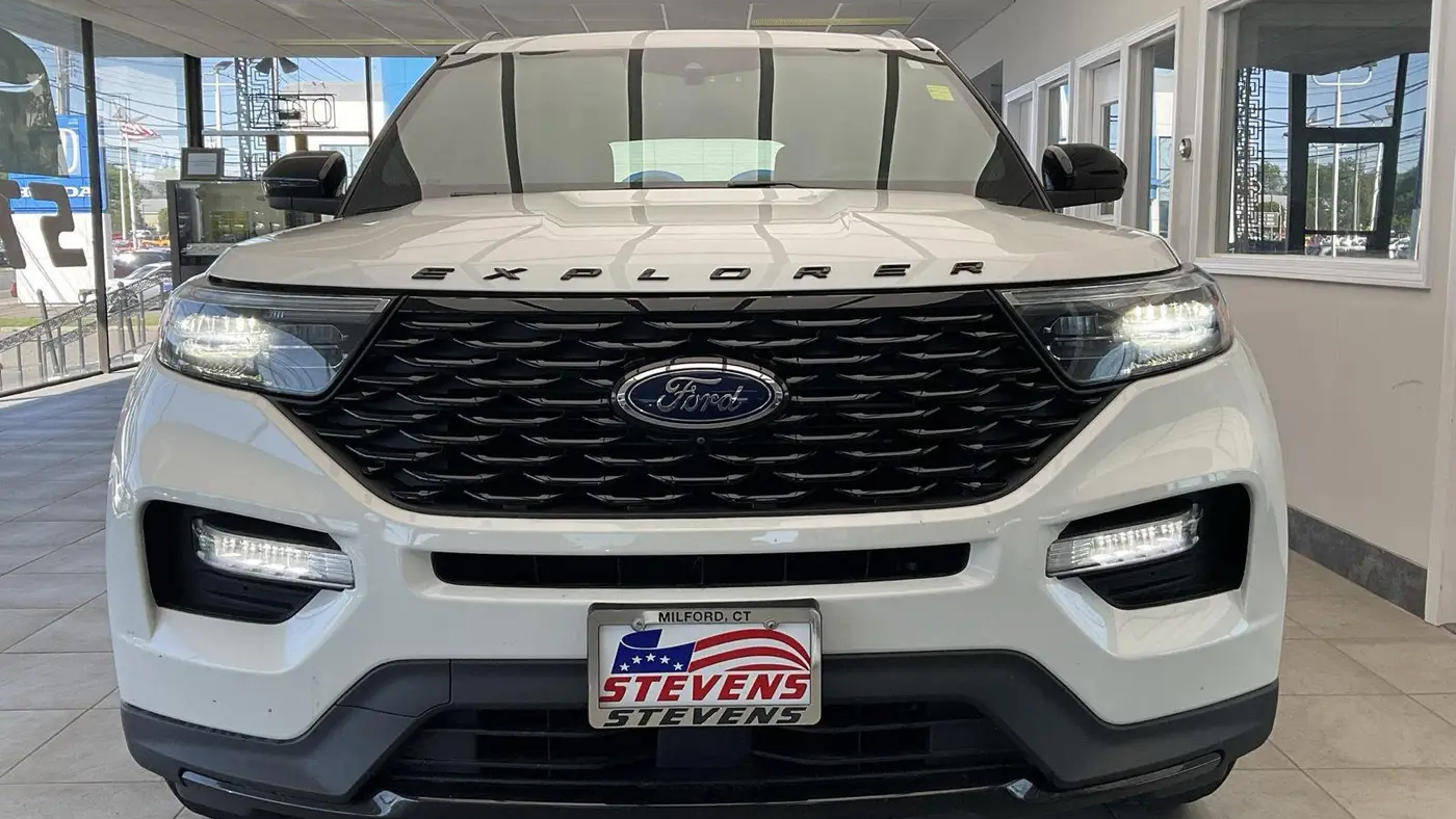 2022 Ford Explorer ST-Line