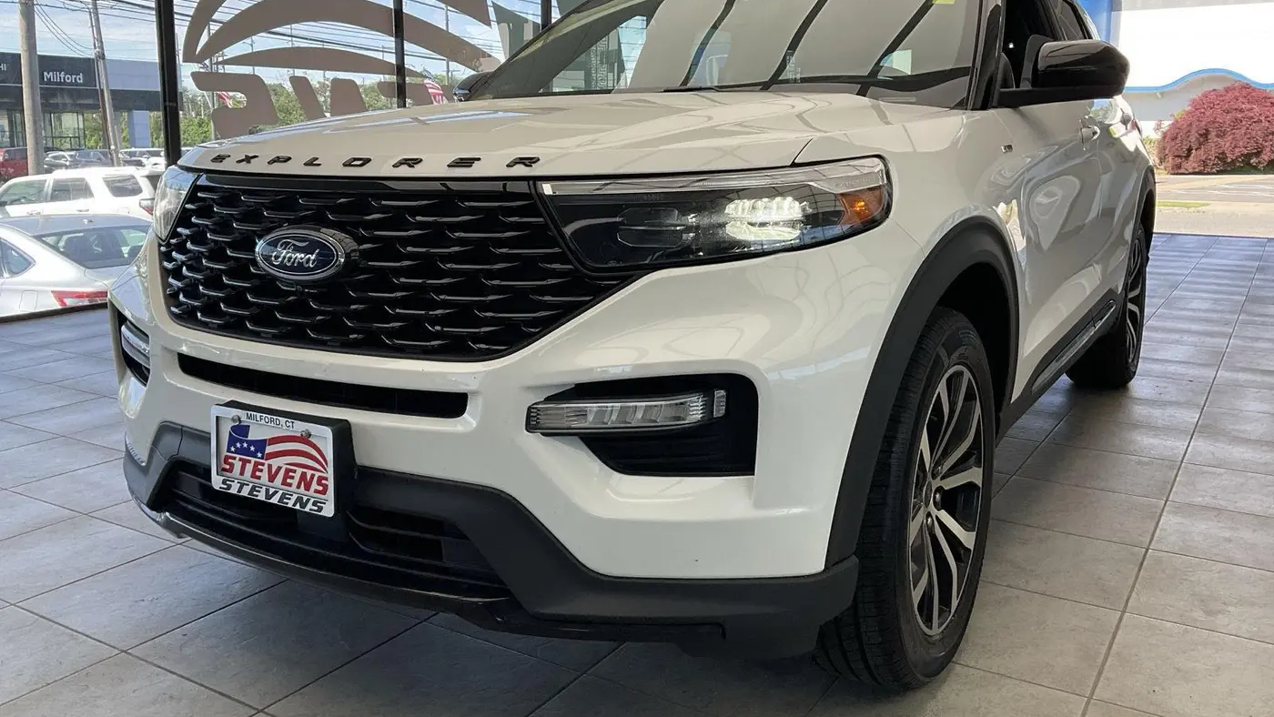 2022 Ford Explorer ST-Line