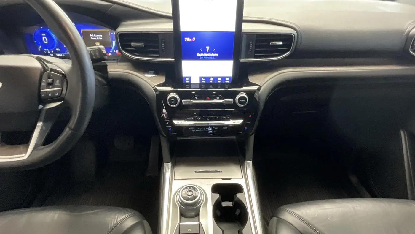 2022 Ford Explorer ST-Line