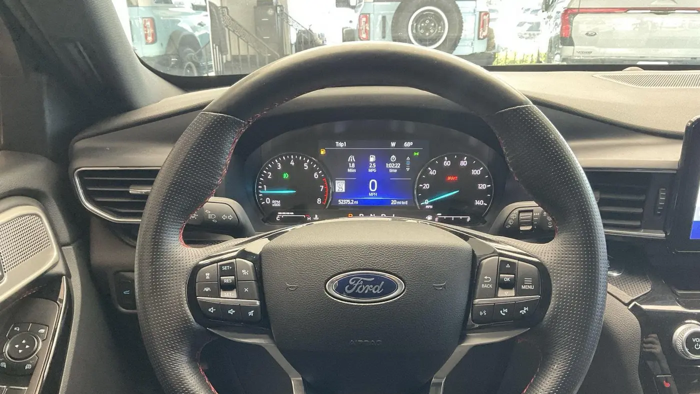 2022 Ford Explorer ST-Line