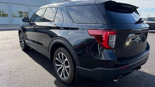 2022 Ford Explorer ST-Line