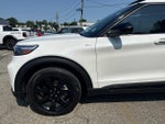 2023 Explorer Thumbnail 12