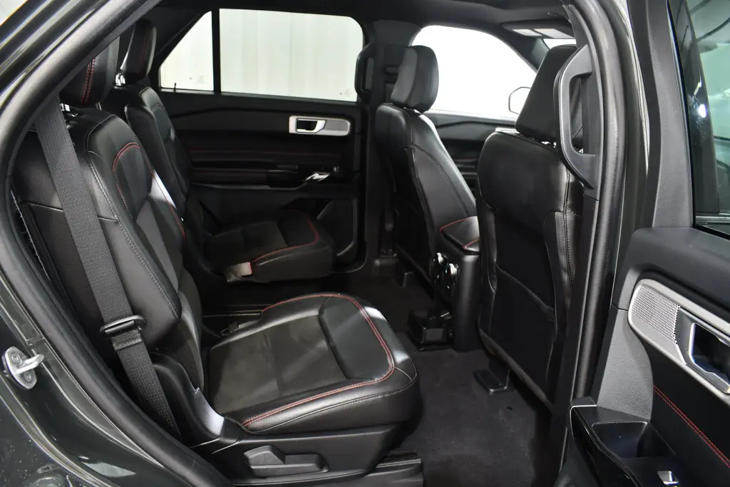 2023 Ford Explorer - $34,455