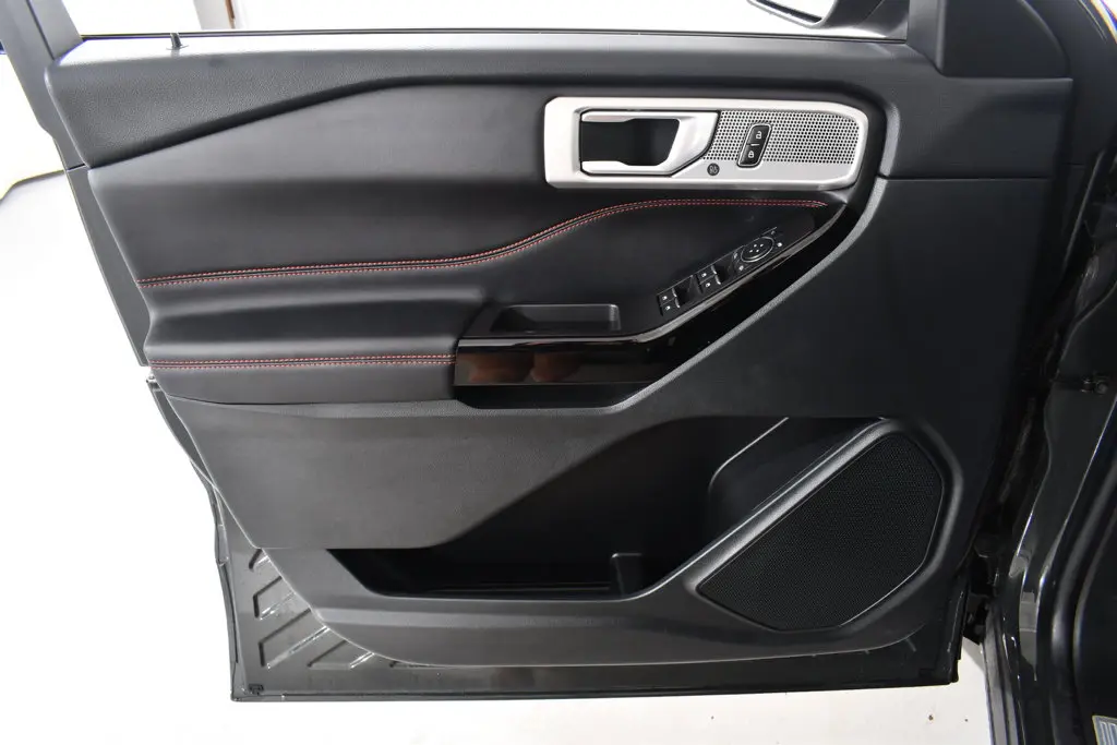 2023 Ford Explorer - $34,455