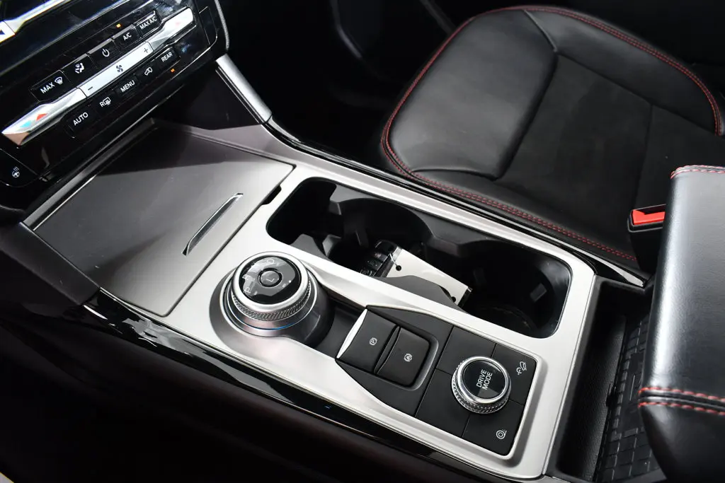 2023 Ford Explorer - $34,455