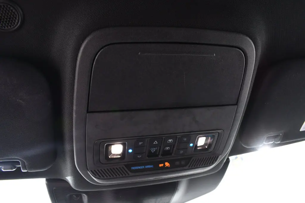 2023 Ford Explorer - $34,455