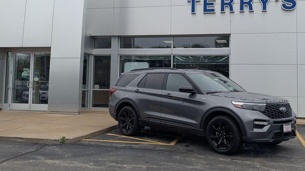 Preowned 2024 Ford Explorer ST-Line for Sale