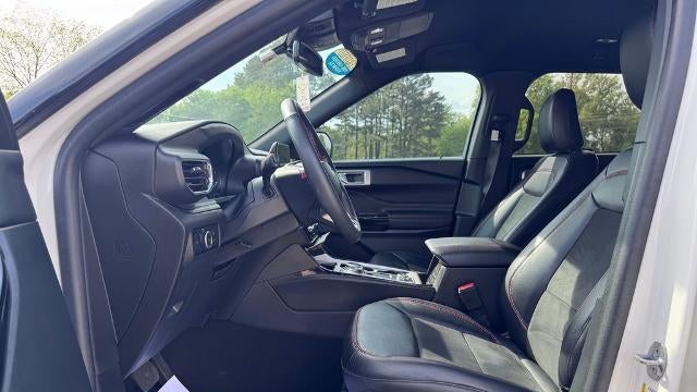 2024 Ford Explorer ST-Line