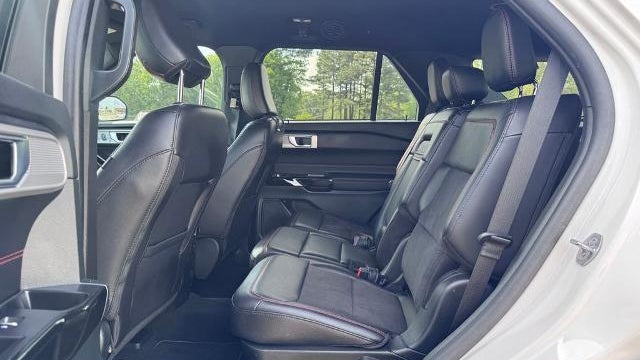 2024 Ford Explorer ST-Line