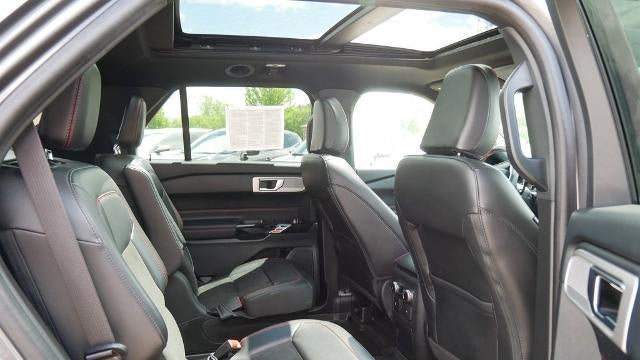 2024 Ford Explorer ST-Line