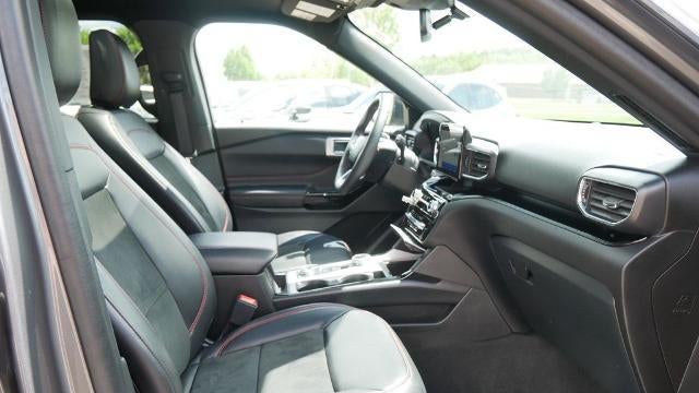 2024 Ford Explorer ST-Line