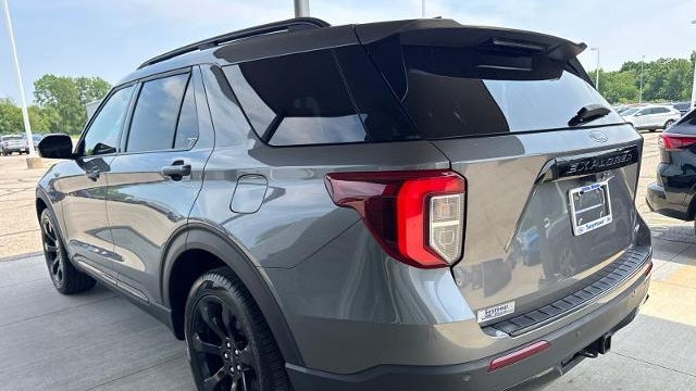 2024 Ford Explorer ST-Line