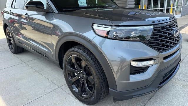 2024 Ford Explorer ST-Line