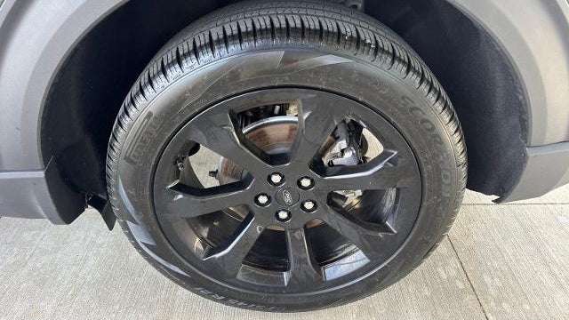 2024 Ford Explorer ST-Line