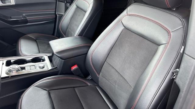 2024 Ford Explorer ST-Line