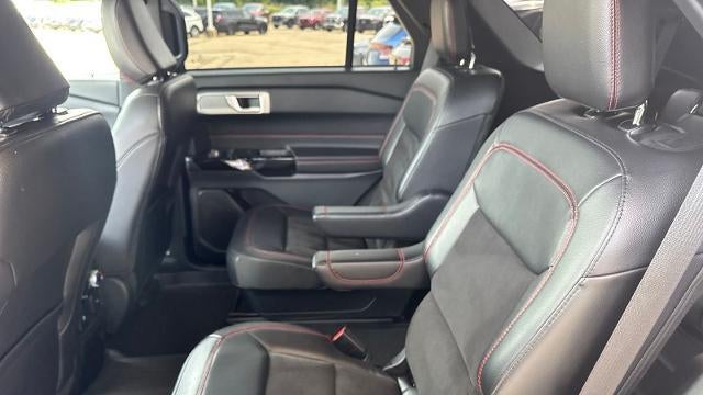 2024 Ford Explorer ST-Line
