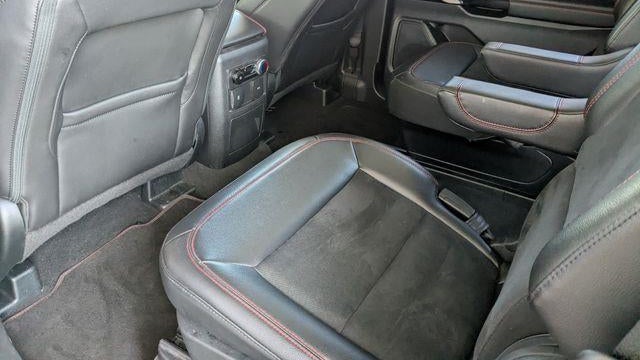 2024 Ford Explorer ST-Line