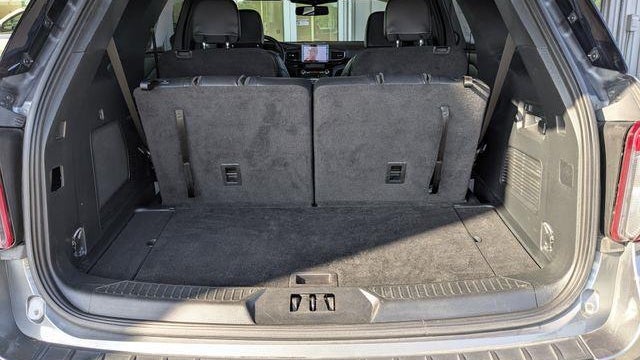 2024 Ford Explorer ST-Line