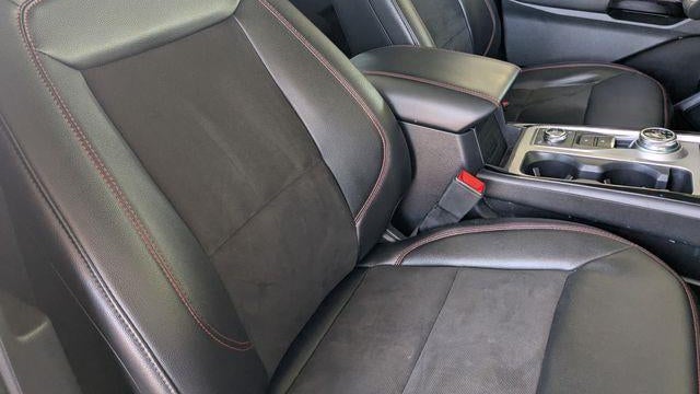 2024 Ford Explorer ST-Line