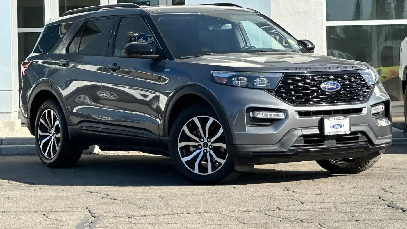 2022 Ford Explorer ST-Line