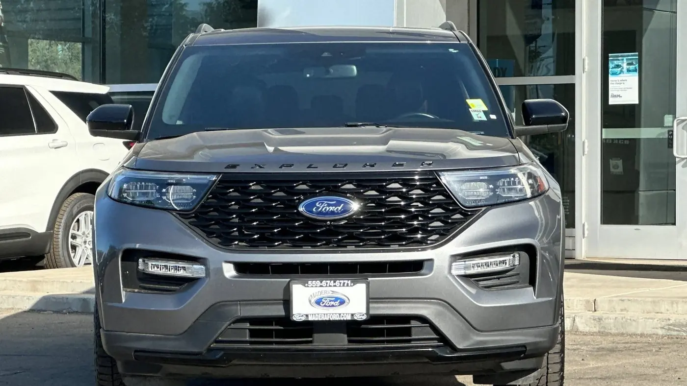 2022 Ford Explorer ST-Line