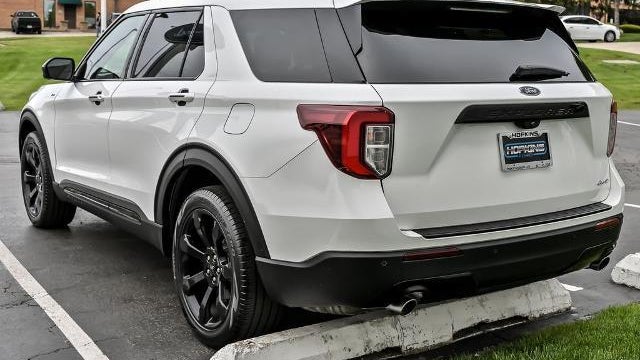 2023 Ford Explorer ST-Line