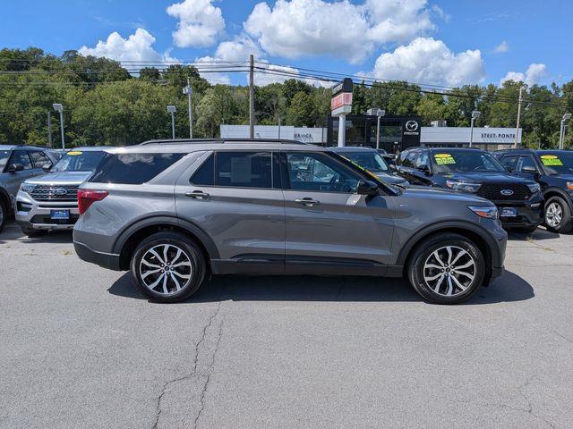 2023 Ford Explorer ST-Line — photo 1 of 24