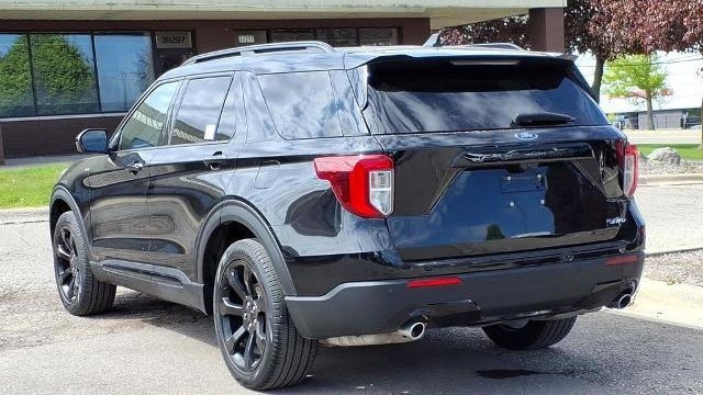 2023 Ford Explorer ST-Line